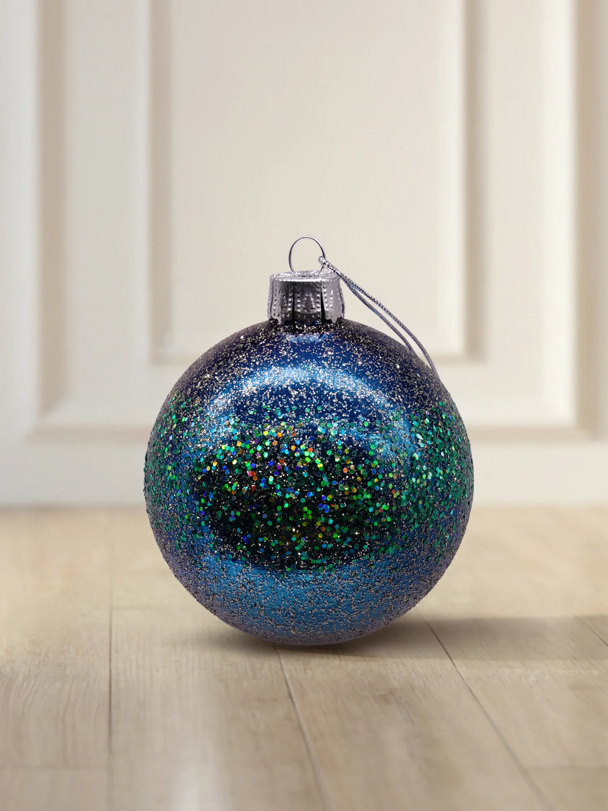 ArtiTree Glaskugel 6 cm in Türkis-Blau, vollflächig mit farbigem und silbernem Glitzer