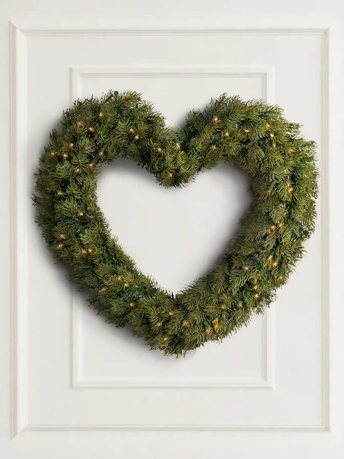 Couronne de Noël artificielle en forme de cœur, 60 cm, avec éclairage LED par ArtiTree